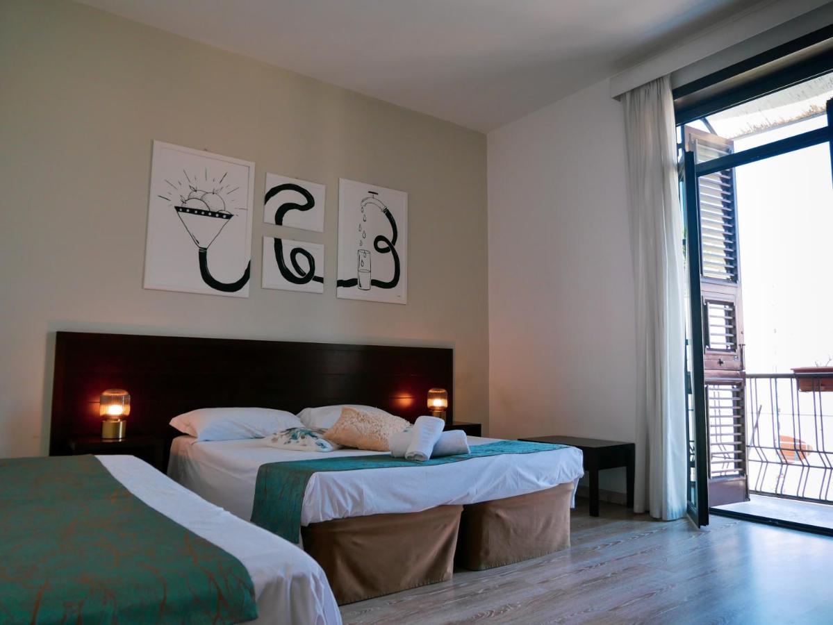 My Friend Antonia Bed and Breakfast Barcellona Pozzo di Gotto Exterior foto