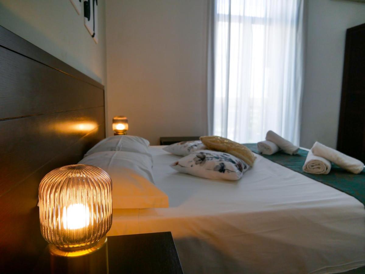 My Friend Antonia Bed and Breakfast Barcellona Pozzo di Gotto Exterior foto