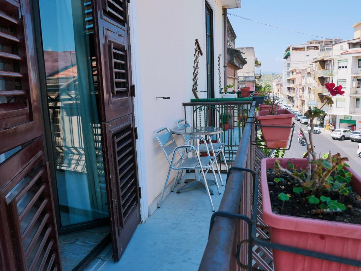 My Friend Antonia Bed and Breakfast Barcellona Pozzo di Gotto Exterior foto